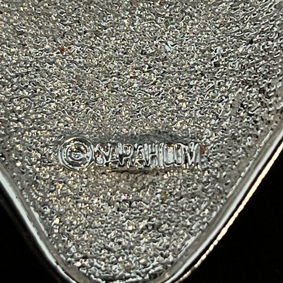 VTG Sarah Coventry Silver Tone Strawberry Clip On Earrings & Brooch Set (3552) - Picture 7 of 7